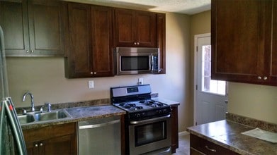 Building Photo - 5250 S 49th St