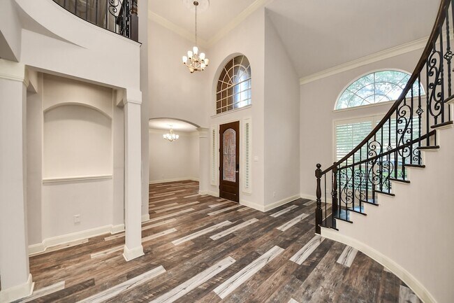 Building Photo - 6314 Holly Canyon Ct