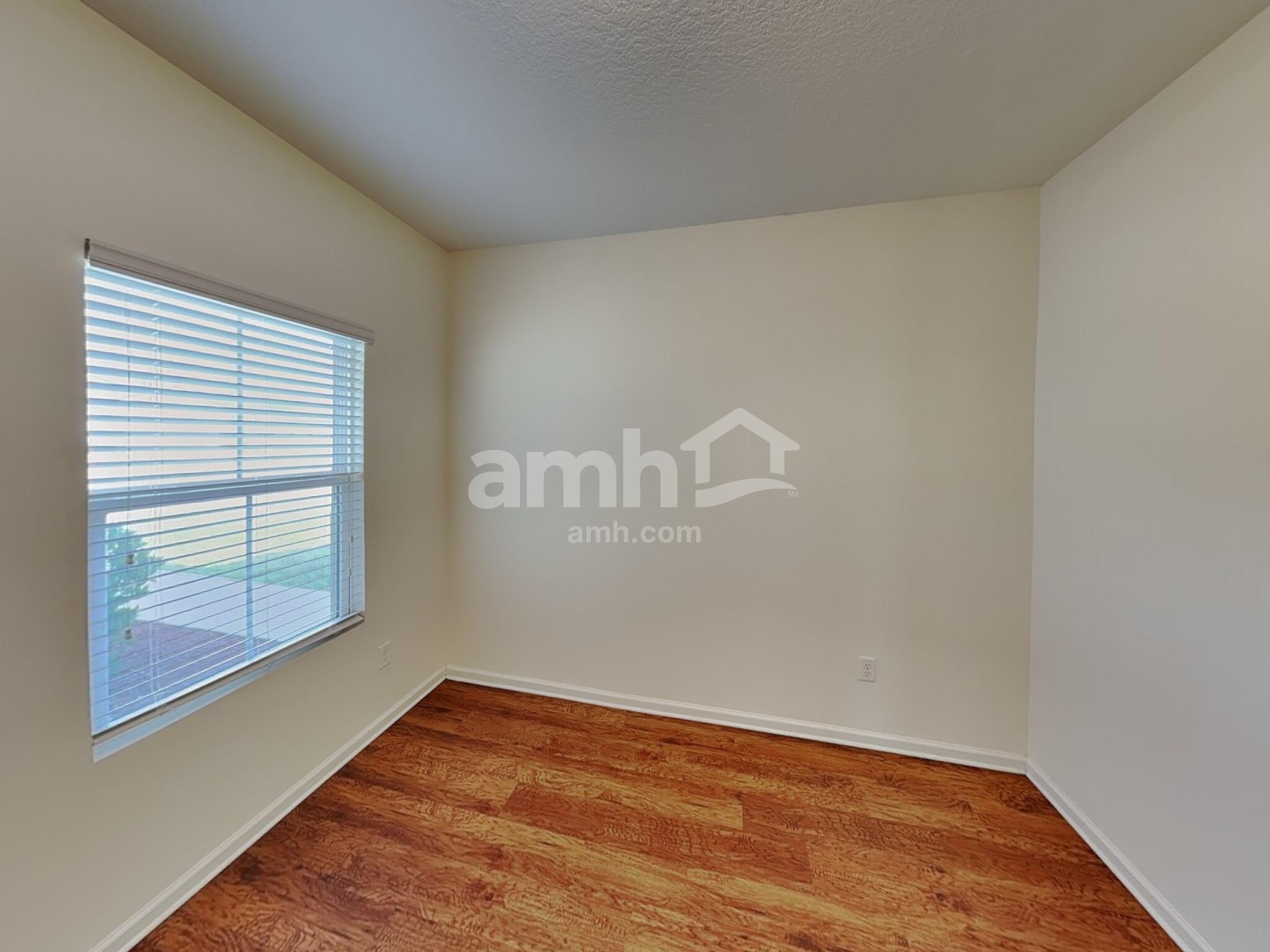 Building Photo - 8116 Golden Bamboo Dr