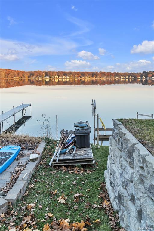 Building Photo - 8165 Leonard Dr