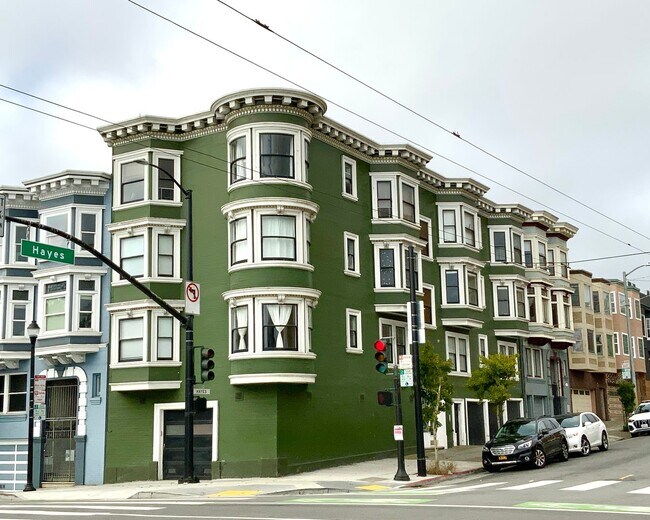 Building Photo - 1BR W/ Bonus Room. In-Unit LAUNDRY! DISHWASHER! PARKING AVAILABLE!