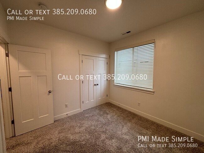 Building Photo - 1985 N 3330 W