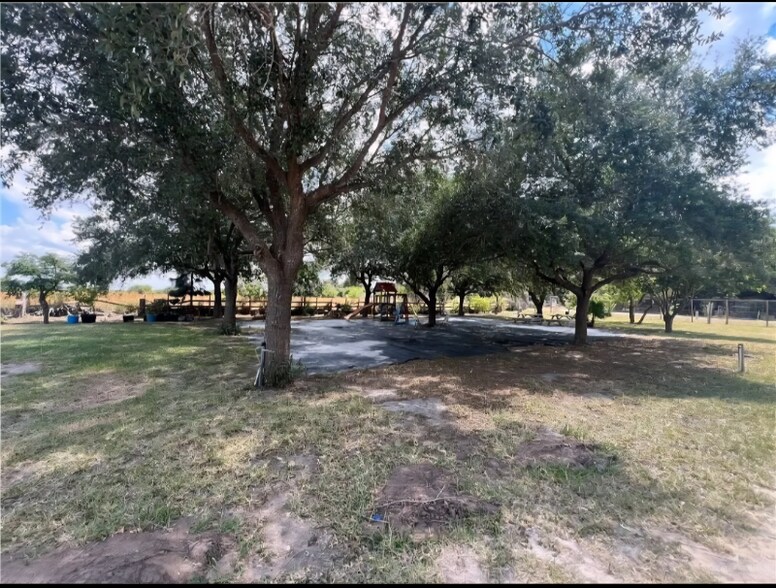 Building Photo - 4508 N Mile 4 1/2 W