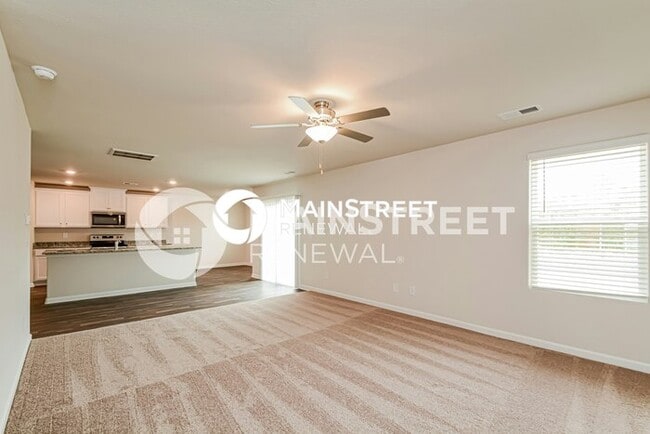 Building Photo - 4 Bedroom Pet-Friendly Home in Zebulon, NC with Main Street Renewal