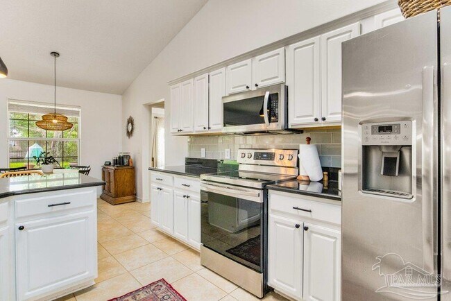 Building Photo - 5217 Choctaw Ave