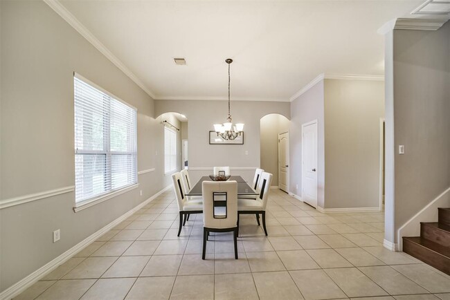 Building Photo - 24919 Ginger Ranch Dr