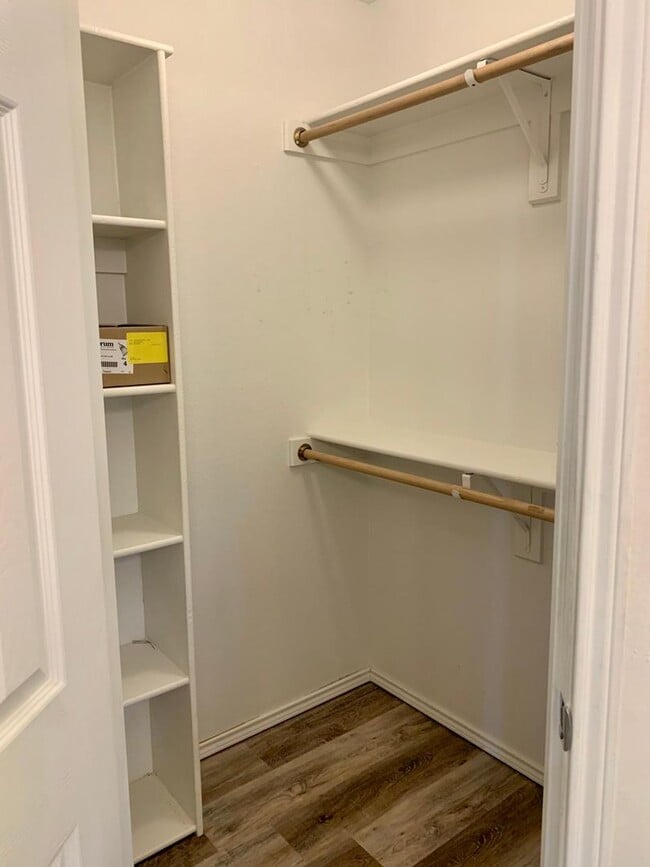 Building Photo - 1632 Whiterock Dr