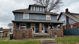 Building Photo - 648 N Freedom Ave