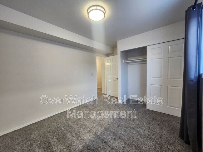 Building Photo - 8111 Medellin Cir