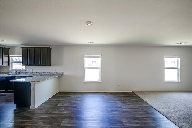 Building Photo - 18713 Quiet Range Dr