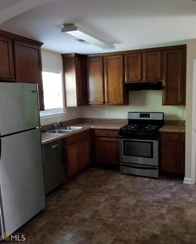 Building Photo - 2441 Capella Cir SW