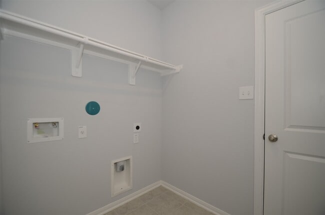Building Photo - 3443 Brazos Falls Dr