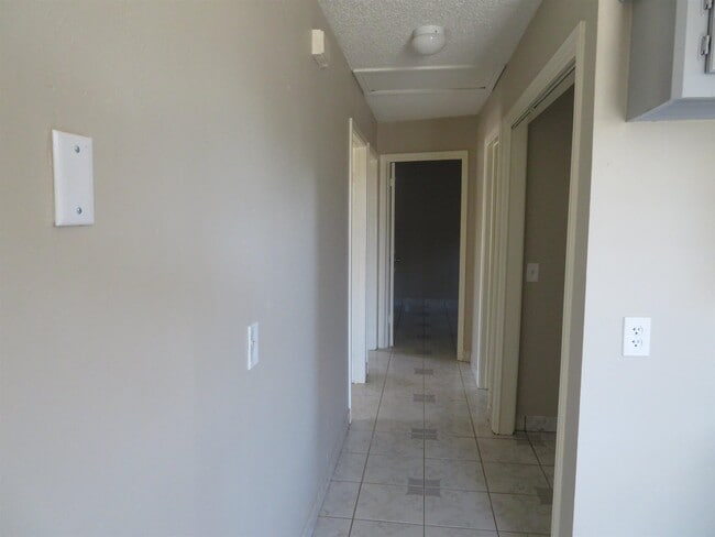 Building Photo - 3711 Daniela Loop