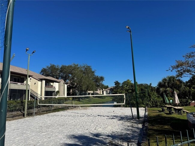 Building Photo - 10265 Gandy Blvd N