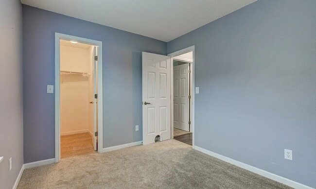 Building Photo - 7918 Bitternut Dr