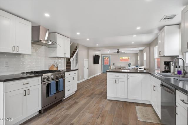 Building Photo - 201 S Olive St