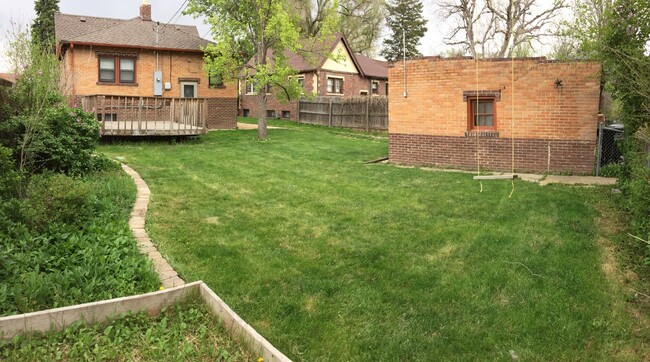 Building Photo - Ranch House for Rent-$100 Under Market