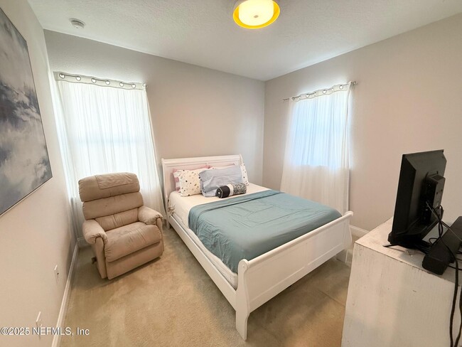 Building Photo - 676 Natureland Cir