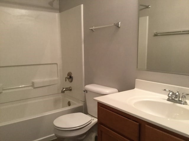 Building Photo - 15356 Kenmare Cir