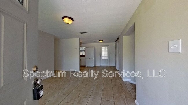 Building Photo - 399 Toccoa Rd