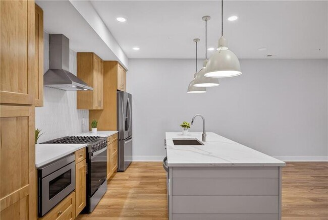 Building Photo - 4022 Cottage Wy