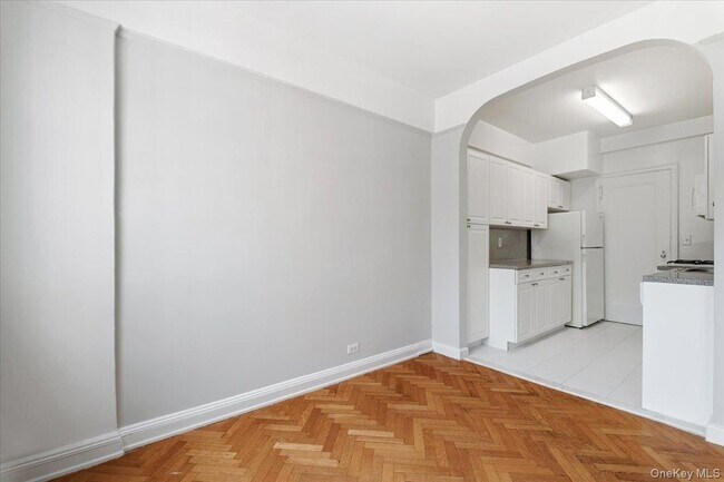 Building Photo - 45 Popham Rd