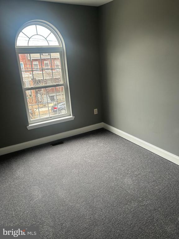 Building Photo - 1924 16th St SE