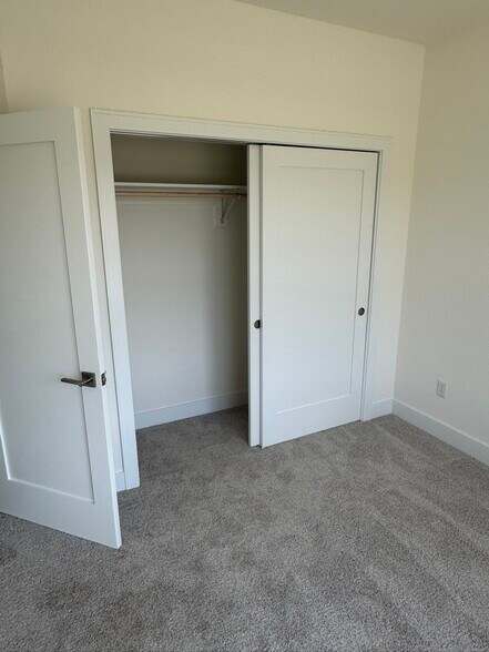 BR closet 2 - 5620 Eternity Dr