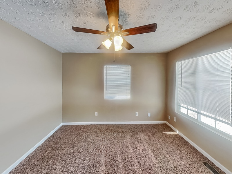 Building Photo - 7109 E 14th St