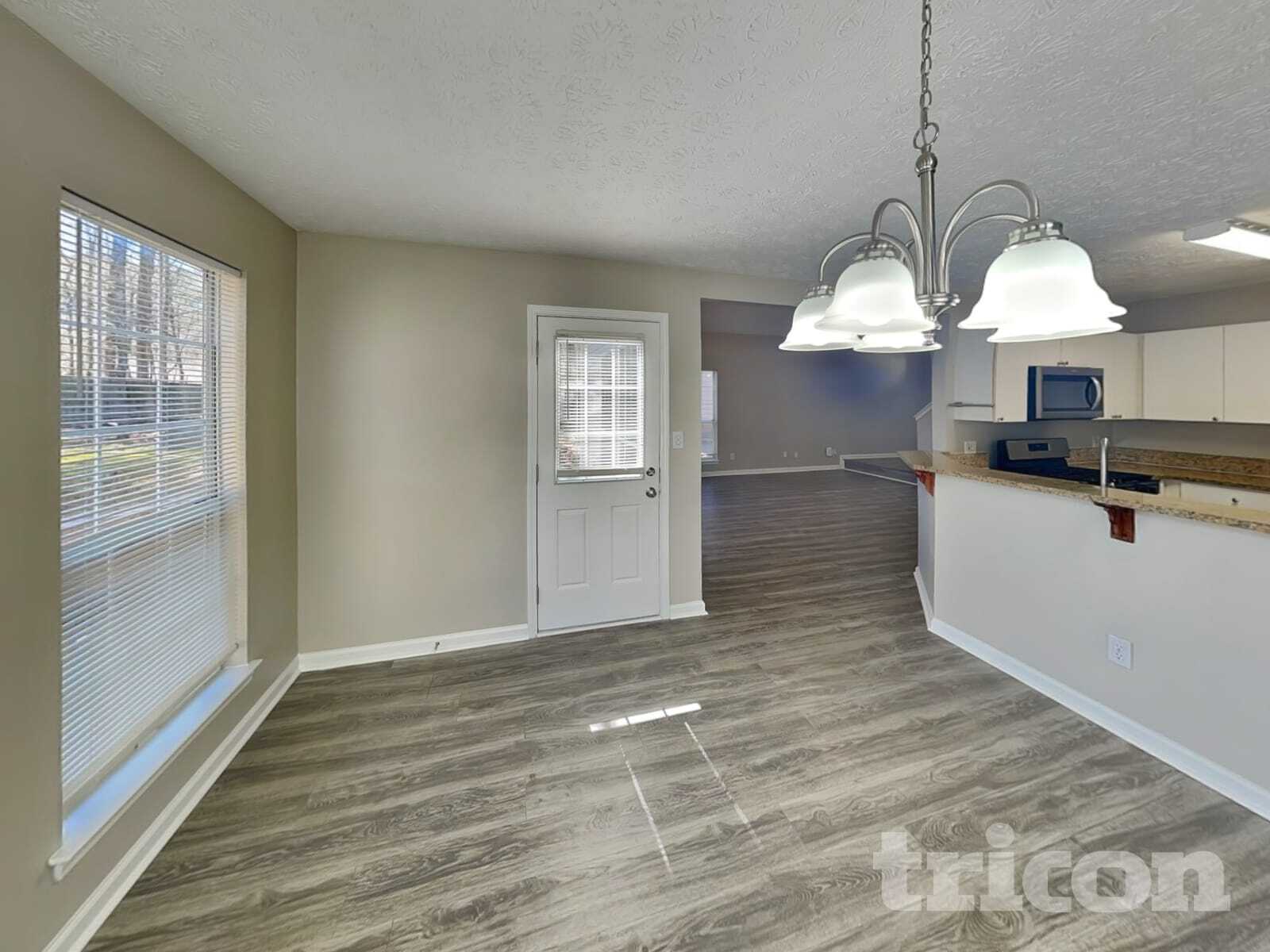 Building Photo - 55 Braelinn Creek Ct