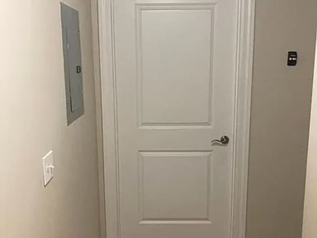 Building Photo - Gorgeous condo for rent