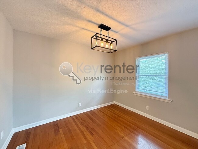 Building Photo - 3641 Thrushwood Dr