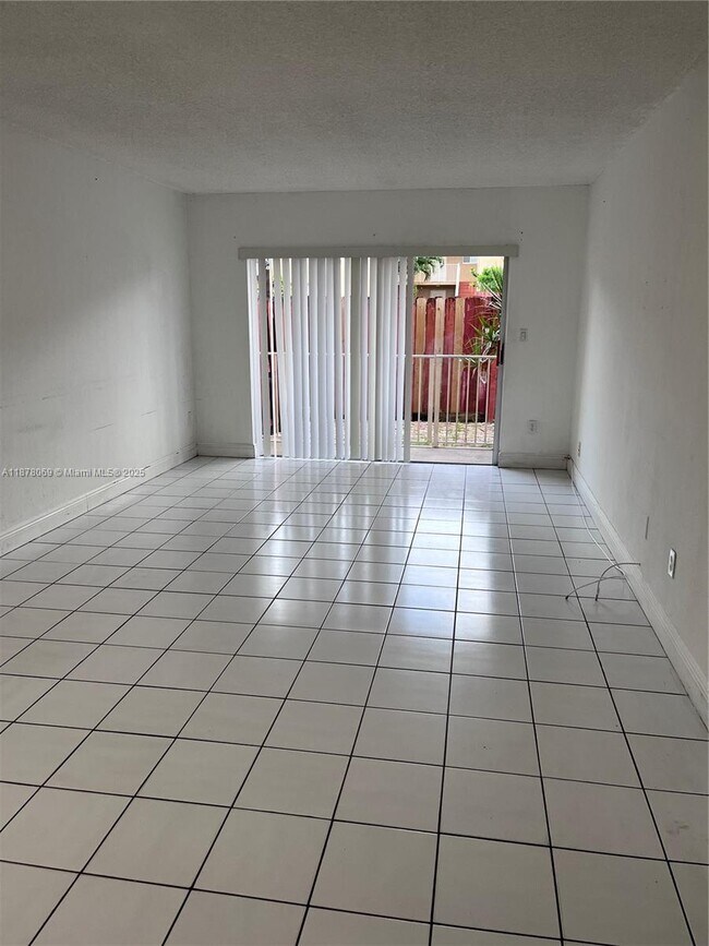 Building Photo - 9970 SW 88th St