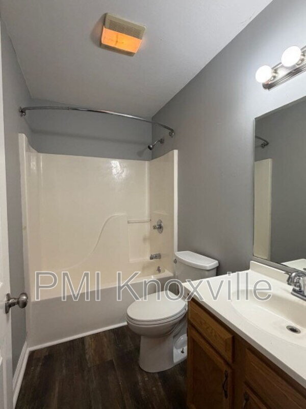 Building Photo - 4136 Larigo Dr