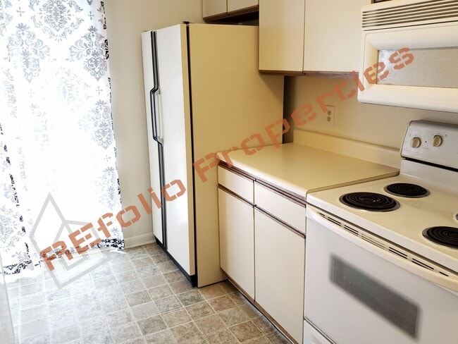 Building Photo - 143 Brookberry Cir
