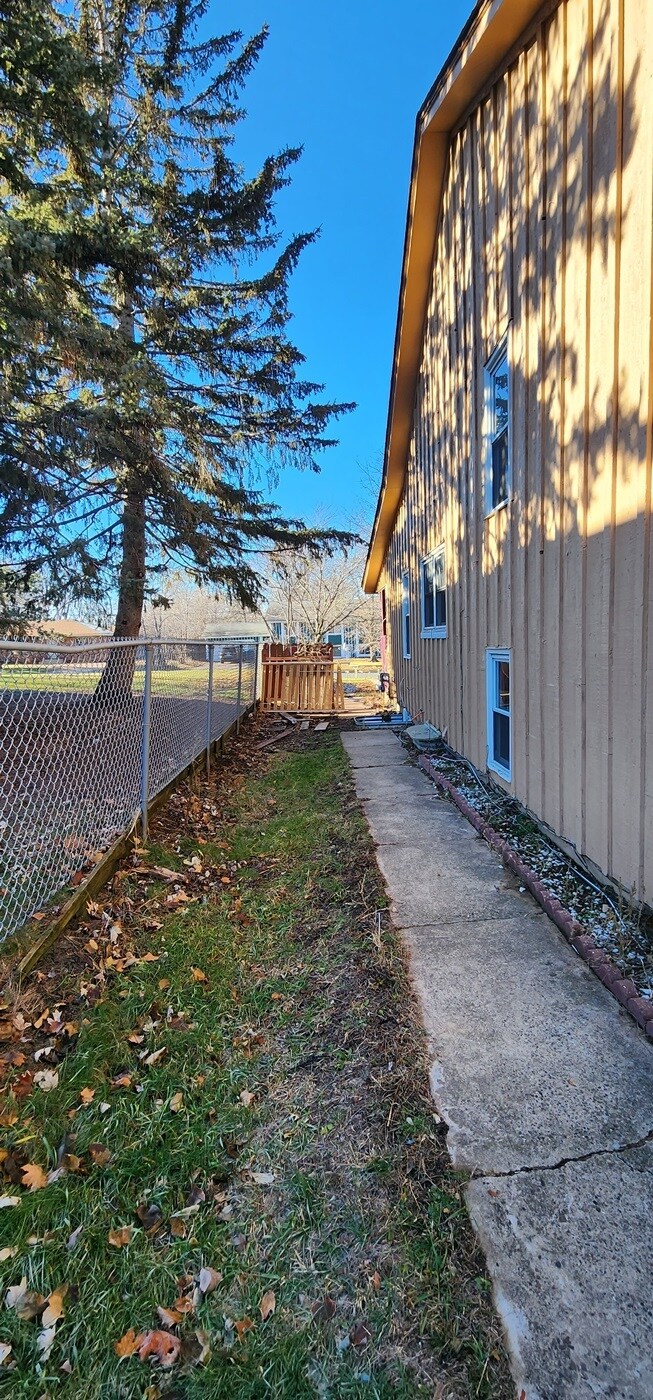 Building Photo - 9901 Blaisdell Ave S