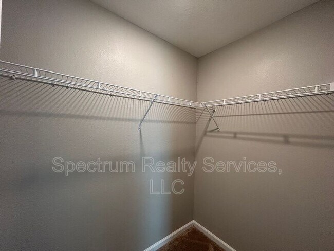 Building Photo - 9798 Fiddleback Ln