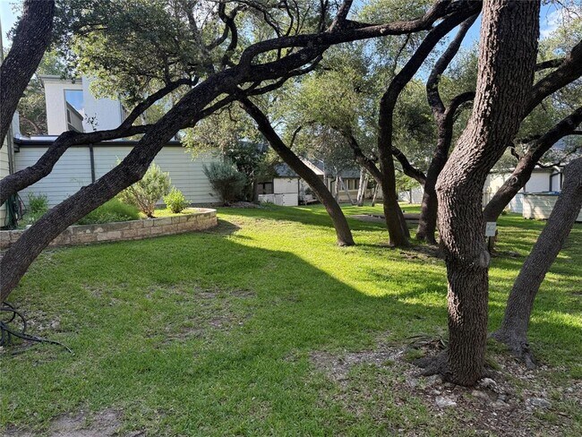 Building Photo - 17 Casa Verde St