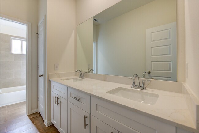 Building Photo - 21707 Cypress Trellis Dr