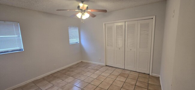 Building Photo - 3177 Coral Hills Dr