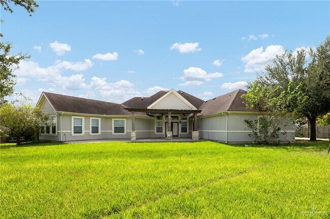 Building Photo - 2 S Alamo Rd