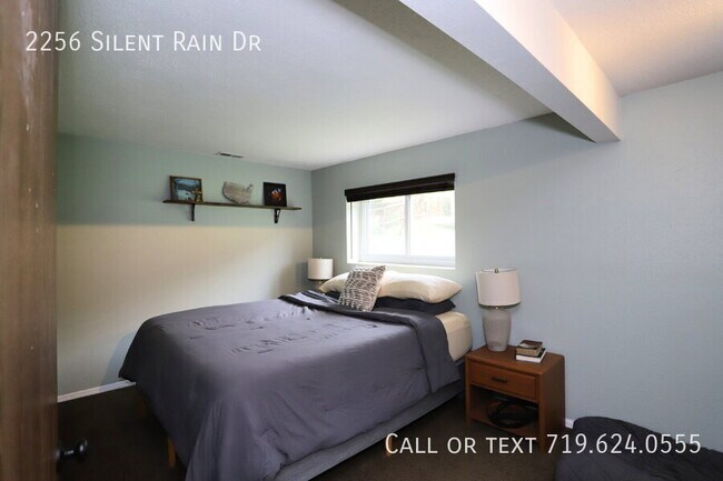 Building Photo - 2256 Silent Rain Dr