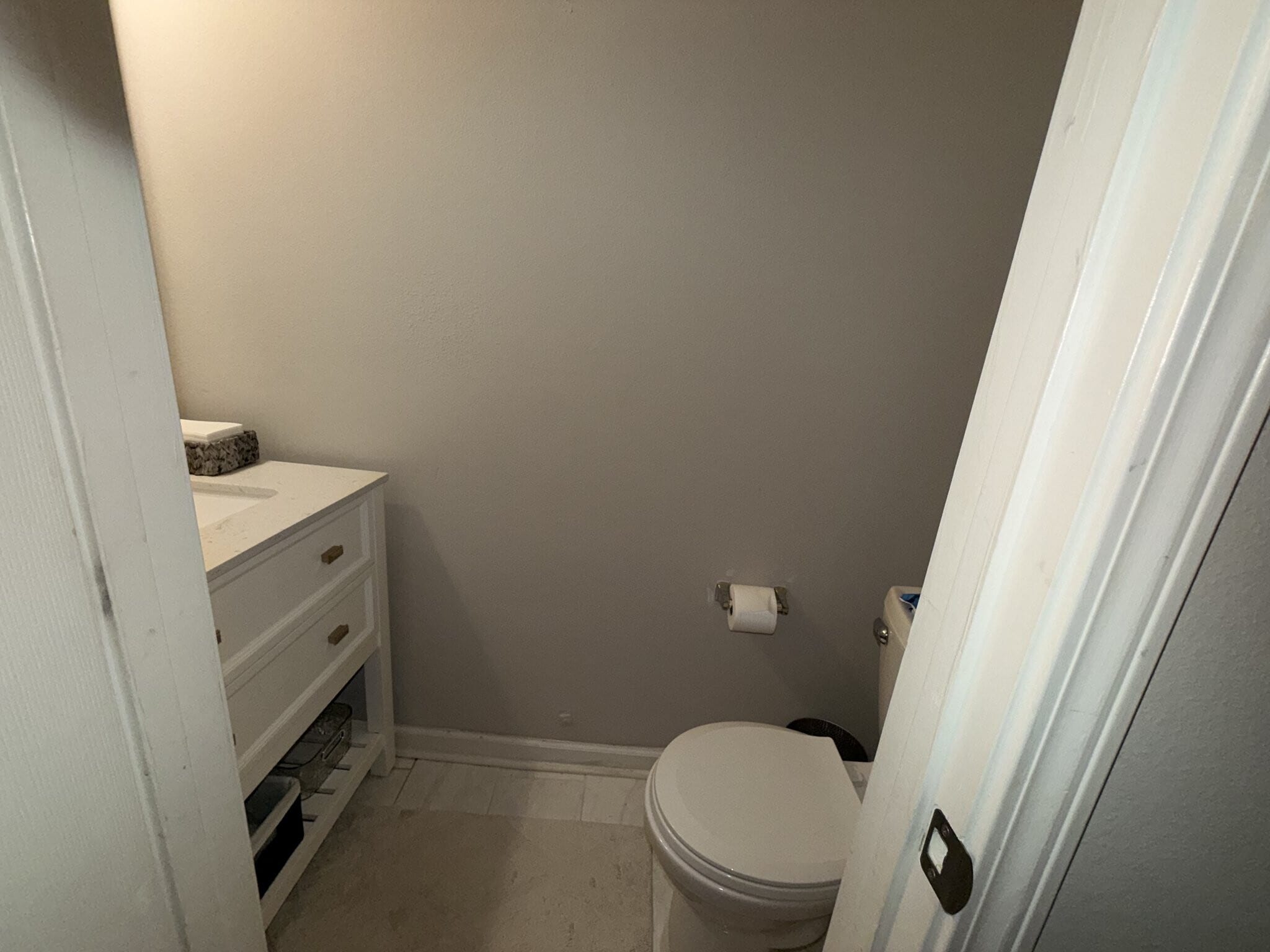 Building Photo - 2722 Meadow Knoll Dr