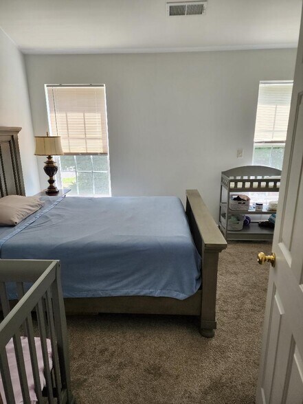 Master Bedroom - 4205 Riding Place Rd