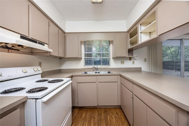Building Photo - 1239 NW 33rd Pl