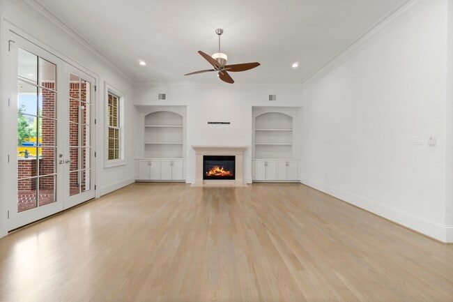 Building Photo - 58 E Bay Blvd