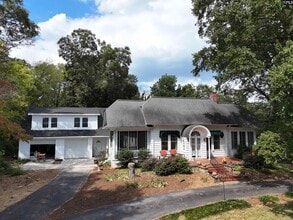 Building Photo - 206 W High St