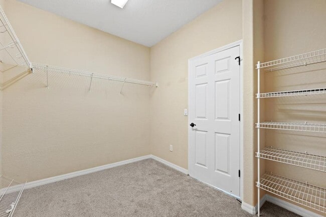 Building Photo - 27211 Fern Glade Ct