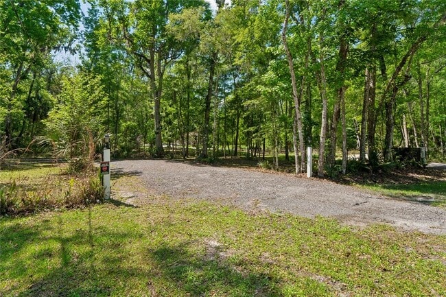 Building Photo - 20424 Marguerite Rd