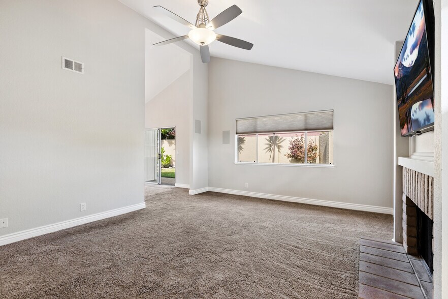 Building Photo - 3742 Mortensen Rd